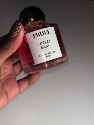 #fyp #viral #tiktokshopfinds #TikTokShop #trending #tyratimani #fypシ゚viral #fypシ #foryoupage #perfume #perfumes #perfumetok #truly #trulybeauty #sweetperfume #desserts #gourmand #gourmandperfume 