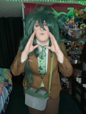 I really just like showing off my wig. THATS WHAT IM SHOWING OFF! GEEZ PEOPLE GET YOUR HEAD OUT OF THE GUTTER 🙄 #gontagokuhara #gontagokuharacosplay #danganronpacosplay #danganronpa 