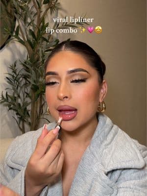 Girls, I’m obsessed!!!🤩💗 @Huda Beauty lipliner “pinky brown” & lipgloss “glassy” @The Makeup Shack spill “da tea lipliner” U dm #themakeupshack #lipliner #favoritelipcombo #lipglosses #makeup #makeuphack #makeuptutorial #howtostyle #MomsofTikTok 