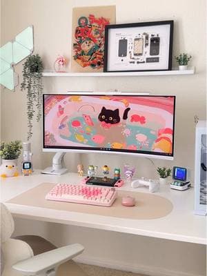 this pink keyboard looks so cute, decided to try pink setup for a day 🤭🌸💖✨  #desksetup #desktour #pcsetup #GamingSetup #gamingroom #cozygaming #whitesetup 