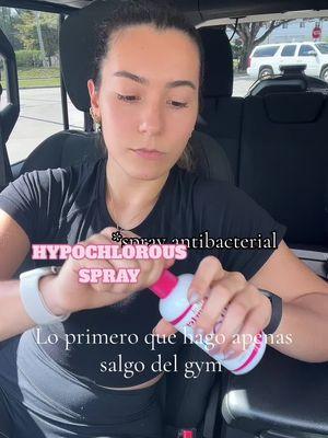 Lo primero que hago al montarme al carro 🏃🏻‍♀️ #hypochlorousacidspray #antibacterialspray 