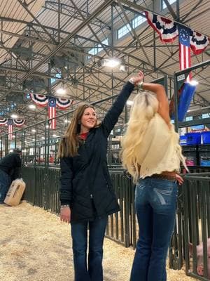 FWSSR with my girl @logyn🖤 #fortworth #fwssr #stockshow #7jeans 