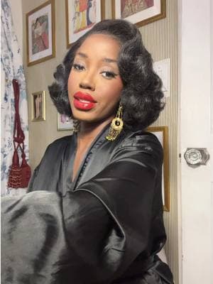 💋GRWM for one of my shoots - My nails are linked in my Amazon store ! (Bio) 💋 #vintagefashion #glamourgirl #makeup #pinup #retro #1940s #grwmroutine #grwm #makeup #fashion 