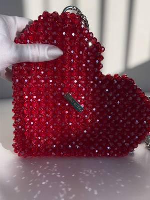 dazzling LOVE bag in red ❤️ #asmr #beadbag #tutorial #handmade 