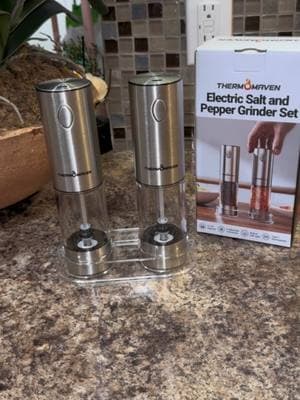 Awesome add to your kitchen 🤗🤗#TikTokShop #creatorsearchinsights #affiliatemarketing #tiktokshopfinds #tiktokmademebuyit #TikTokShopHaul #electricgrinder #saltandpepargrinder @ThermoMaven- Precise Cooking @Thermomaven #fypシ゚viral #kitchenessentials 