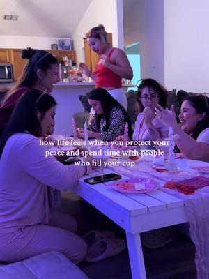 girl nights forevaaa pls 🎀🕊️💓☁️  #girlnight #galentinesday #galentinesparty #friendship #besties #girlgroup 