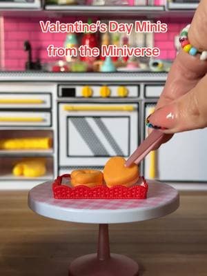 Perfect for Valentines Day #ValentinesDay #miniverse #minis #miniature #miniaturas #minisuperstore #foryoupage #fyp #foryou #anniegvideos #minis #annieg #oddlysatisfyingvideo #oddlysatisfying #viralvideos #viral #tinythings #minibrands #funnyvideos #viralvideo #toytok #toys #juguetes 