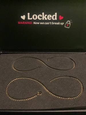 This Valentine’s Day make your other half prove that’s it’s REAL! Ya don’t need a promise or engagement ring because you can take that off! These are PERMANENT! Again these are PERMANENT bracelets you can’t just take them off when convenient what better way to let it be known your taken! GET YOUR SET TODAY! #lockedbracelets #permanentbracelets #ValentinesDay #valentinesdaygift #theperfectvalentinesdaygift #theperfectgift #cwiktv 