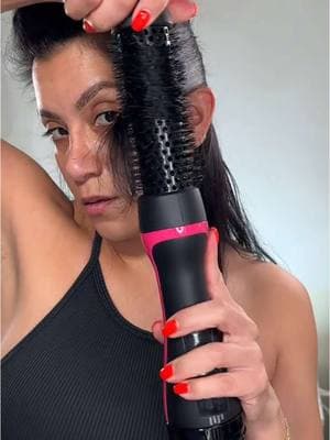 1st time blow drying my fine hair  w the @revlon round brush  @Revlon Hair Tools  @Wet Brush detangled brush  #ceremonia heat protectant  @Bumble and bumble. texture spray  @loréal paris usa hair spray   #finehair #athomeblowout #blowoututorial #blowout #hairtutorial #CapCut 