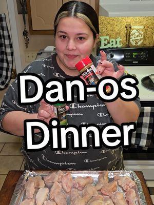 Dinner with Dan-os is always FUN!! 🤗  @Dan-O’s Seasoning  #DanosSeasoning #DanosPartner #PartyPlates #Cooking #Dinner 