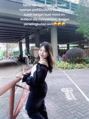 iya kan well #tkw #tkwhongkong #besty #viraltiktok #cirebon #wongcirebon #tiktokhongkong🇭🇰_🇮🇩 #fyp #fyp #tiktokarabsaudi #tiktokmalaysia #tiktoktaiwan #viral 