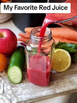 Follow and drop a 💚 for more delicious juice recipes! #freshjuicerecipes #juicing #freshjuice #juicerecipe #redjuice #creatorsearchinsights 