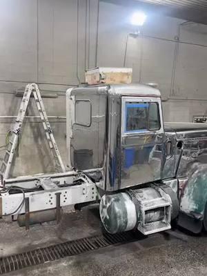 Day 2 of show truck build. Polishing and Truck Wash Nampa Idaho Exit 35 #podcast #podcast #Idaho #truckshow #polishing #polish #mobilewheelpolishing #epw #cleaning #