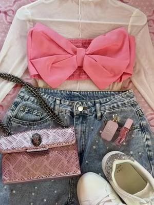 pink bow top outfit inspo🎀🍓💝✨#pinkbowtop #shein #pearljeans #outfitinspo #OOTD #ValentinesDay #kayali #yumboujeemarshmallow81 #pinkandwhiteoutfit #pinkkurtgeigerbag #rhinestonesneakers #outfitbuchifresa #buchifresa #meshtop #fyp #parati #🍓 #rositafresitavibes 