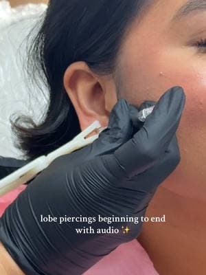 Love piercings from beginning to end! Pain level 3/10 not bad at all! Lobe piercings are so cute and easy😍🩷 #piercings #piercingartist #earpiercing #ohioearpiercing #professionalpiercer #cutepiercings #needlepiercings #Ohiopiercer #lobepiercings 