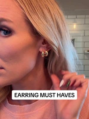 Listen, earrings are very important okay?! 👂✨ #GirlTime #ImOnMyWay #Earrings #GoldEarrings #BeautyEssentials #JewelryEssentials #GoldJewelry #AffordableBeauty 