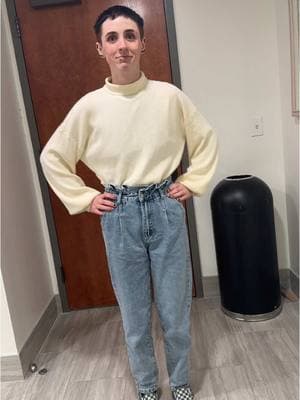 Casual Wednesday at the office #workoutfit #officewear #OOTD #bluejeans #sweaterweather #nonbinary #nonbinaryfashion 