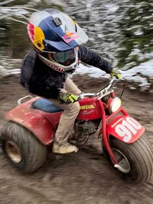 I survived riding 1978 ATC90 again 😂 Honestly enjoy getting sketchy on this thing. What size engine do you guys think is the best for a 3-wheeler? @Red Bull Motorsports @Red Bull @MotoSport.com  🎥: @Charlie McDermott Hale #ATC90 #3wheeler #honda