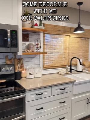 Come decorate our kitchen for Valentines with me! ❄️❤️🩷  ••••••••  #thrifteddecor #thrifties #thriftie #thrift #thrifting #thriftshop #thrifthaul #thrifttok #thriftfinds #thriftwithme #comethrift #comethrifting #winter #winterdecor #vintagedecor #nostalgia #nostalgic #ValentinesDay #valentines #valentinesdecor