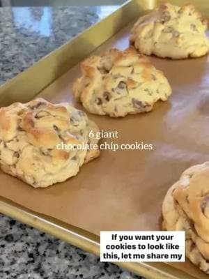 KROLL'S KOOKIES🤎 (aka Giant Chocolate Chip Cookies) recipe linked in bio! #chocolatechipcookies #giantcookies #krollskookies #leviancookies #bakerystylecookies #cookiesoftiktok #bakingtip