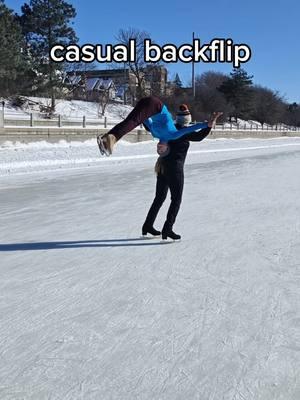 would you want to skate with us outdoors? #IceSkating #rideaucanal #figureskating #iceskatingtricks 