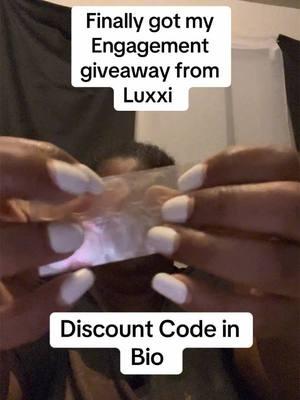 Discount code in Bio. Thank you @LUXXI NAILS my package 📦 has arrived safely. #luxxi #luxxinails #luxxinailglue #luxxiglue #instantacrylics #instantacrylicnails #pressons #pressonsnails #nails #nailsoftiktok #fyp #trending 