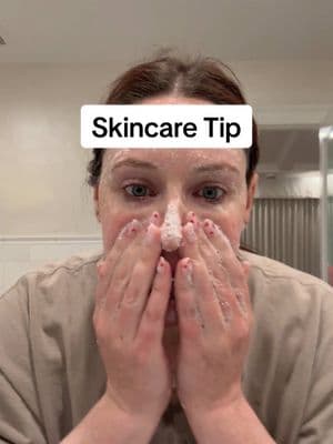 This is your sign to start using disposable face towels! #disposabletowel #facetowel #skincare #skincaretips #SkinCare101 #skincaretiktok #cleanskin 