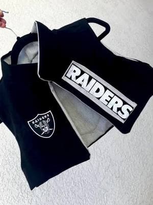 Woman’s Raider denim cropped vest 🖤🩶 #raiders #raidernation #denimvest #gamedayoutfit #gameday #football #silverandblack #handmade #SmallBusiness #fyp #denim #handmadeclothes #handmade #ootdfashion 