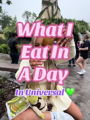 What I eat in a day in Universal 💚🍽️ #eatwithcharly #wieiad #whatcharlyeatsinaday 