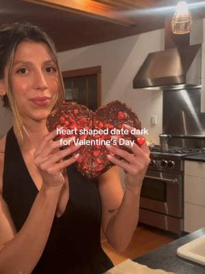 making the viral date bark but Valentine’s Day edition  all you need: medjool dates, peanut butter, melted chocolate, coconut shreds, freeze dried strawberries  freeze for 30-1 hour #datebark #valentinesrecipes #easyhealthydessert