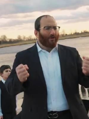 Watch this Brand new song Az Yashir  in honor of Shabbos Shira by Mayer Engel feat. E-Minor . . . . . . . . . . . . . . . . . . #newsong #newmusic #kidssinging #boyssinging #beautifulsinging #beautifulsong #jewish #waterview #שיר 