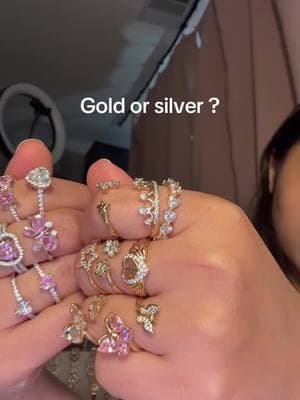 For me ofc it’s always going to be gold 🥰🙌🏻#jewelry #girl #gold #rings #jewelry #forher #grwmmakeup 