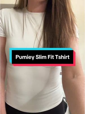 Your search for the perfect white tshirt is OVER! #perfectwhite #perfectwhitetee #basics #capsulewardrobe #pumiey #slimfittshirt #ootdfashion #ootdinspo #wardrobeessential #wardrobemusthaves 