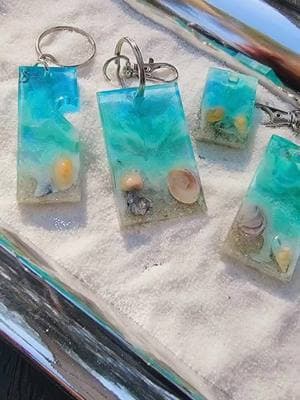 High Speed Resin Keychain Tutorial  #creatorsearchinsights #tiktokshoploveatfistfind  #beach #ocean #seaside #shells #sharingiscaring #resinpassion #resinart #resin #bymonica #handmade #resinartist #resinartwork #art #resincraft #epoxyresin #SmallBusiness #epoxy #resinjewelry #homedecor #epoxyart #resina #artist #resincrafts #giftideas #crafting #handmadewithlove #supportsmallbusiness #resinpour #resinwork #glitter #DIY #etsy #Love #resinkeychains  #epoxyresinart #resinobsession #gifts #diyproject  #artmadewithlove #art #decor #nature #demolding #resindemolding #viral #fyp  #trending #trendingvideo  #viral #virall 