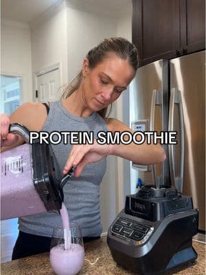 This is called mom ASMR!! our whole family drinks this smoothie daily!!! #smoothie #fruitsmoothie #proteinshake #proteinsmoothie #fyp #justingredients 