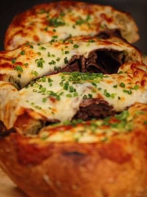 Steak & Cheese Bread Boat #steak #steakandcheese #breadboat #food #Foodie #foodblogger #foodart #cooking #EasyRecipes #Recipe #meat #meatlover 