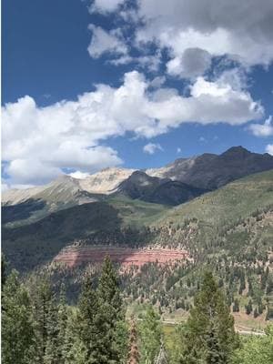 Come take a quick ride on The Gondola 😊 #gondola #gondolaride #trees #mountains #telluride #mountianvillage #coloradolife #high #ride #sky #takemeback #memories #telluridecolorado 