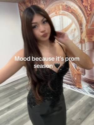 Prom 2025, we’re ready for ya 🖤💋 P.S We ship anywhere in the U.S!  #laeleganteboutique #quince #fyp #fy #sacramento #916 #prom #promdress #explorepage #viral #blowup #prom2025 