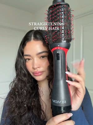 Needed a good blowout since I’m traveling this weekend 🤭 #straighteningcurlyhair #staighteninghair #curlytostraight #hairtok #hair #satisfying #curlyhair #curlygirl #straighthair #revlonhairdryerbrush 