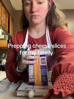 I love sharp cheddar cheese #mcclellandfamily #snacks #cheese #frugal #frugalliving #frugalmom #frugalmomhacks #homestead #homesteadtoktok #moneysaving #moneysavingideas #groceryshoppingtips 