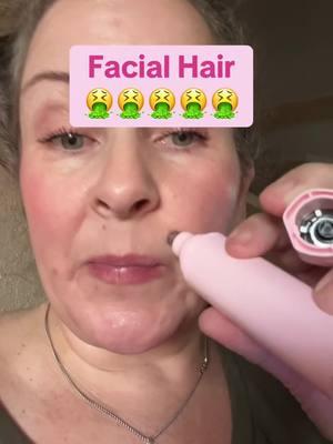 Facial hair trimmer (I approve!) @VianSwan #hairtrimmer #facialhair #faceshavingwomen #pcosproblems #menopauseproblems #hairyface #chinhairs 