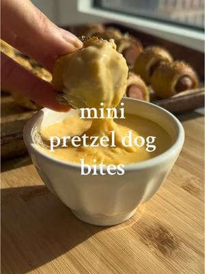 Mini soft pretzel dogs!! These are SO GOOD make them for the Super Bowl, for Galentine’s, for yourself 💕 Recipe is on my blog but it’s essentially half of Alton Brown’s pretzel recipe wrapped around hot dogs. #softpretzel #softpretzels #pretzeldogs #superbowlsnacks #gamedaysnacks #pretzelbites 