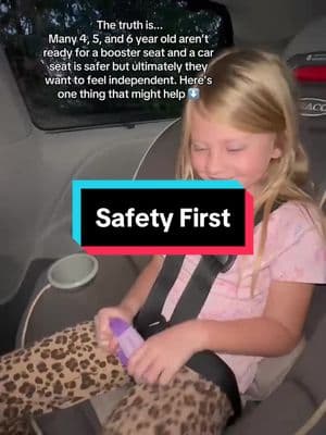 Just keep the UnbuckleMe up front, and pass back to your kiddo at drop off #kidhack #parenthack #MomsofTikTok #momtok #carhacks #carmusthaves #carseat #carseathack #schooldropoff #afterschoolactivities #unbuckleme