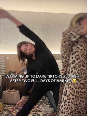 Warming up to make tiktoks all night after two long days of market!🙃😂 #stretching #trending #warmingup #buyers #atlantaapparel #fashion #market #foryoupage 