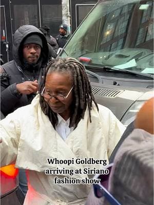 Whoopi is a rare guest at fashion shows 😄 #whoopigoldberg #whoopi #goldberg #whoopigoldbergtheview #theview #celebrity #celebstyle #siriano #christiansiriano #nyfw #fashionweek #nyfw2025 #blackhistory #blackhistorymonth #blackgirlmagic #nycblogger