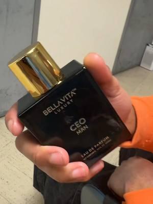 Pause #ceoman #perfumetiktok #parfum #valentinesdaygift #viral #fyp 