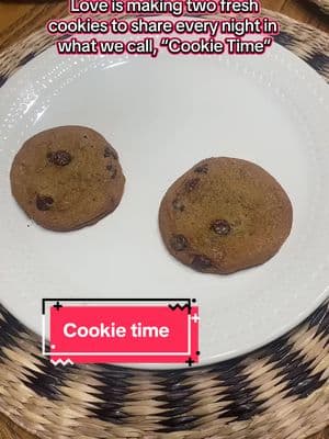 Our nightcap ❤️ #cookies #yum #cookietime #couplethings #nightcap #cookiesareforever 