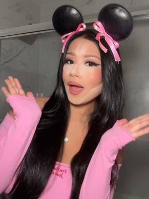 i’m a mouse. DUH 🐭🐭🐭 #foryou #foryoupage #disneymom #disneygirl #disneygirltiktok #disneyglam #disneylookoftheday #disneyglaminspo #meangirlsmovie #imamouseduh #trending #viral 