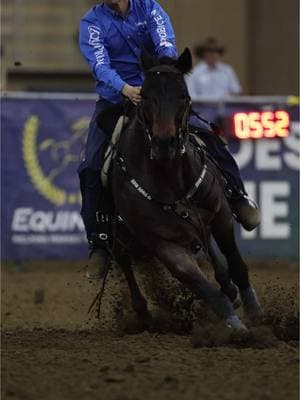 From Famous To Vegas & Caleb Cline were SMOOTH with it around these barrels in the first round of the Open & Amateur Derby with a 14.717🔥 Sire: French Streaktovegas Total Go 1 Earnings: $2,350+ Owner: Lisa Cline Nominators: Marylene Menard & Caroline Boucher Rider: Caleb Cline #breederschallenge #challengeaccepted #barrelhorse #barrelracing