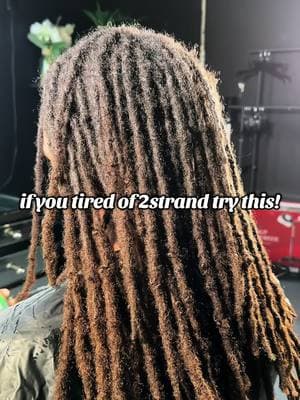 #fyp #thebaccseat #houstonlocstylist #houstonhairstylist #houstonretwist #fyp #viral #freeforms #freeforms #locstylesformen #locstylesforwomen #starterlocs #locjourney #locs #retwist 